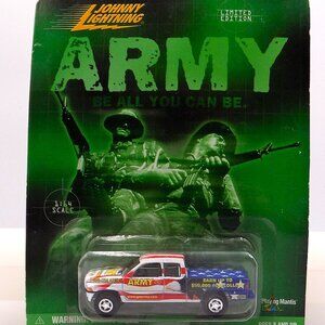 Johnny Lightning Limited ARMY Diecast 1:64